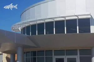 aluminum cantilevered sunshades